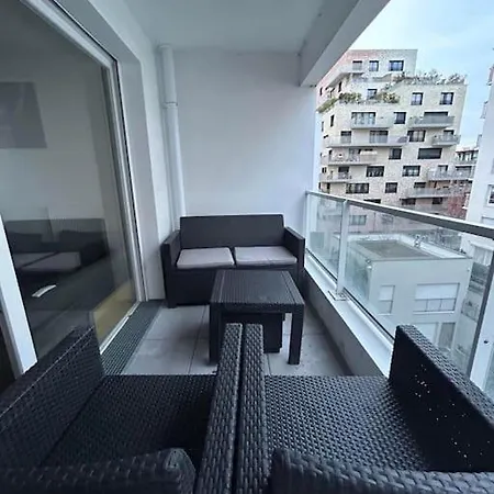 Apartment Marvel & Dc Modern